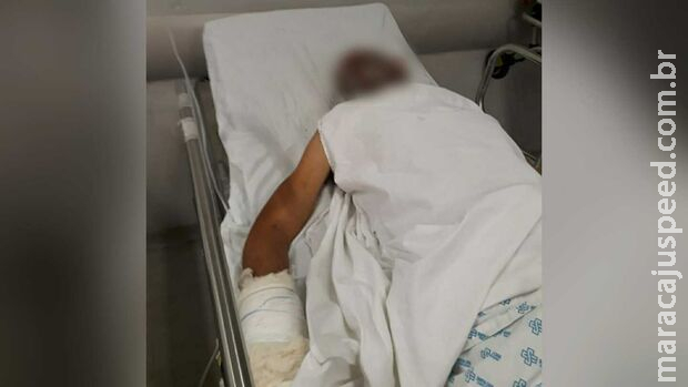 Após paciente sofrer queda em viatura do Samu, família denuncia descaso Após paciente sofrer queda em viatura do Samu, família denuncia descaso