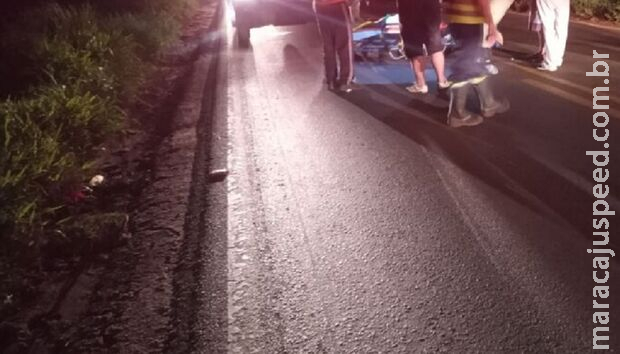 Carros atingem vaca e mulher tem fratura no rosto em Anhanduí Carros atingem vaca e mulher tem fratura no rosto em Anhanduí