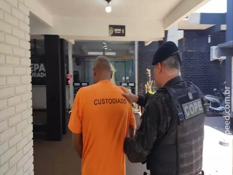 Cumprindo 13 anos por tráfico, homem é flagrado com droga em presídio