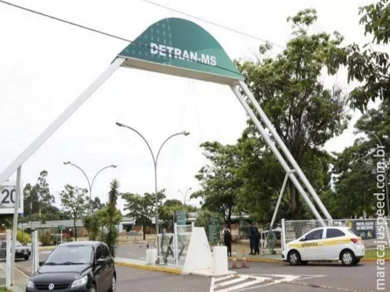 Detran afasta examinador acusado de assediar aluna durante prova para retirar CNH