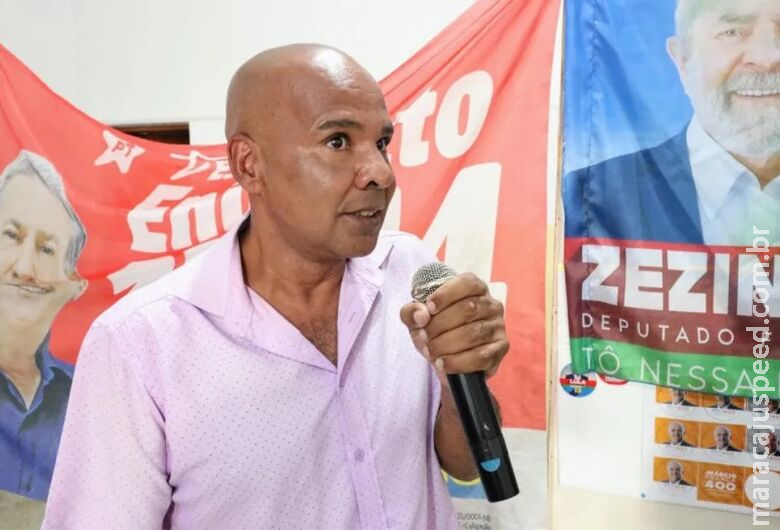 Ex-vereador Zezinho do PT é assassinado a tiros na Grande São Paulo Ex-vereador Zezinho do PT é assassinado a tiros na Grande São Paulo