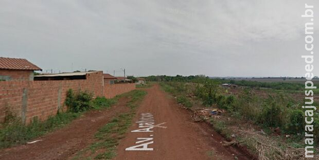 Homem sai para comprar cerveja e é baleado por desconhecido nas Moreninhas Homem sai para comprar cerveja e é baleado por desconhecido nas Moreninhas
