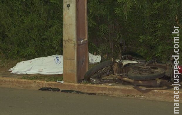 Motociclista bate em poste e morre na Avenida Guaicurus