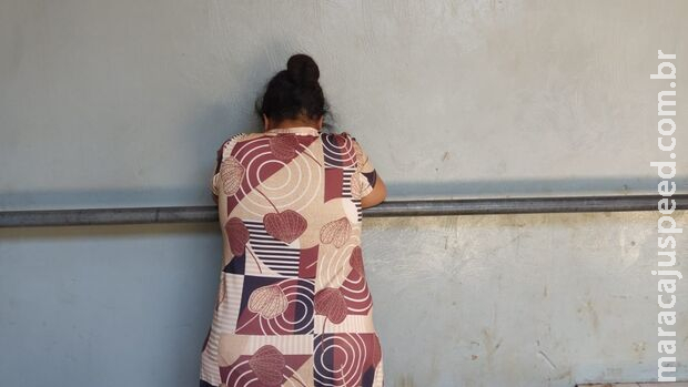 Mulher vai presa ao usar documento falso para sacar auxílio em Dourados
