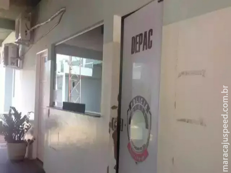 Para se defender de agressões, mulher dá marteladas na cabeça do marido Para se defender de agressões, mulher dá marteladas na cabeça do marido