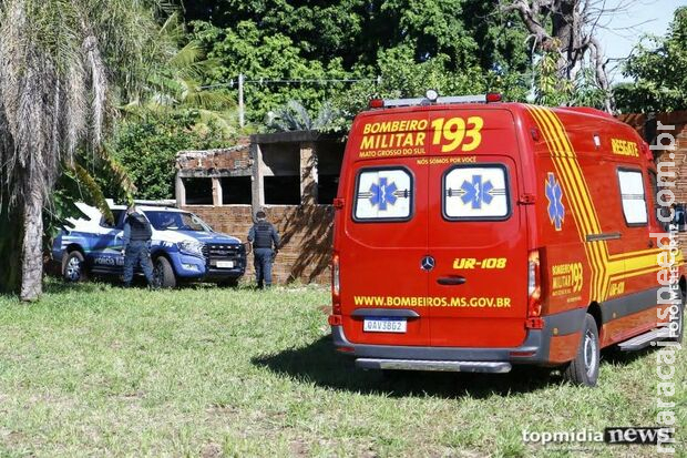 Policial à paisana prende rapaz esfaqueando homem na Guaicurus Policial à paisana prende rapaz esfaqueando homem na Guaicurus