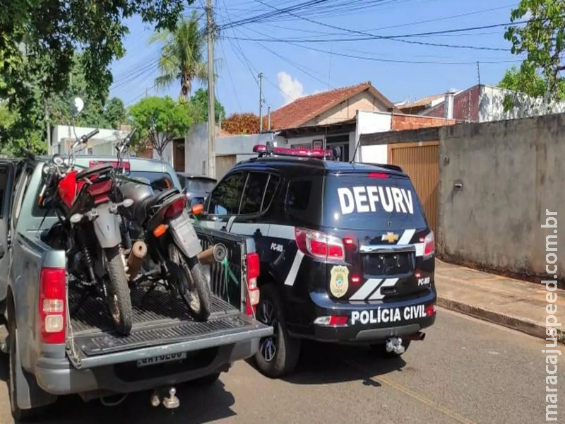 Quadrilha formada por adolescentes que ‘esquentava’ motocicletas roubadas é descoberta pela polícia Quadrilha formada por adolescentes que ‘esquentava’ motocicletas roubadas é descoberta pela polícia