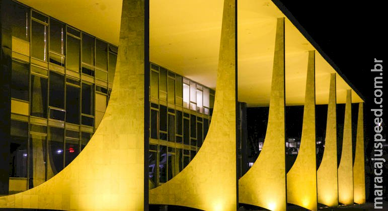 STF forma maioria para manter ampliação de poderes do TSE STF forma maioria para manter ampliação de poderes do TSE