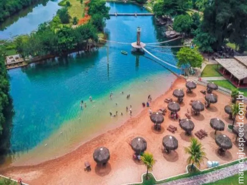 A partir de dezembro, turistas terão de pagar taxa ambiental para fazer passeios em Bonito A partir de dezembro, turistas terão de pagar taxa ambiental para fazer passeios em Bonito