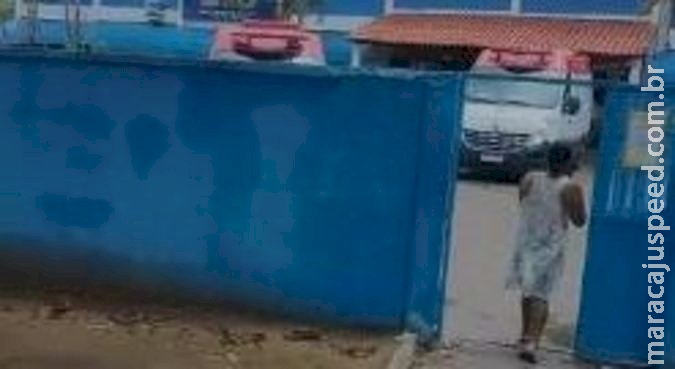 Adolescente armado invade escolas, dispara e deixa mortos e feridos em cidade do Espírito Santo Adolescente armado invade escolas, dispara e deixa mortos e feridos em cidade do Espírito Santo