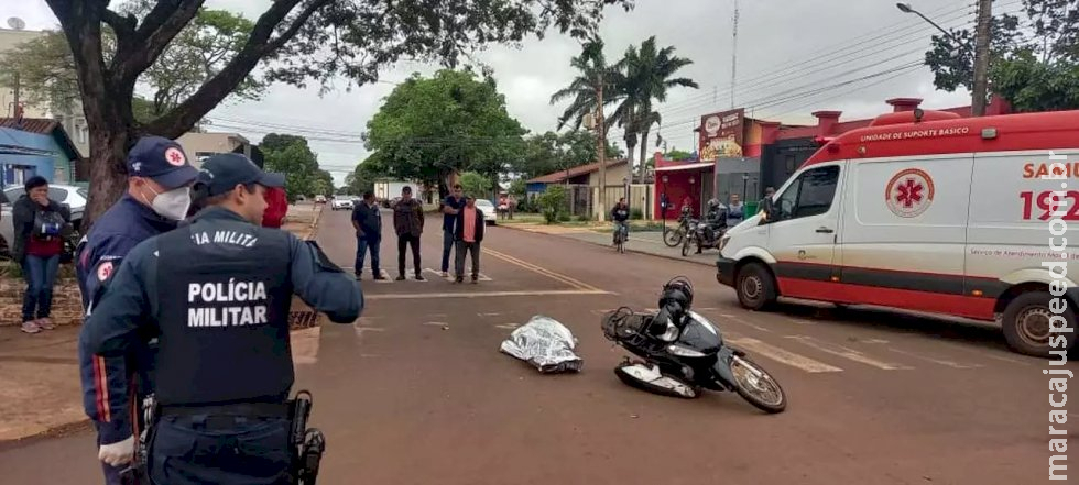 Agente de saúde morre em após ser atingida por caminhão e jogada contra carro Agente de saúde morre em após ser atingida por caminhão e jogada contra carro
