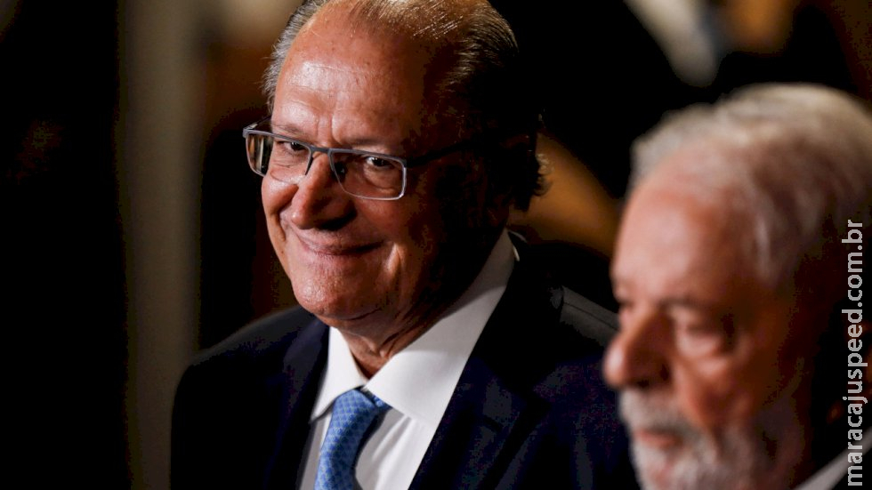 Alckmin acumula funções em sinal de que terá papel-chave em governo Lula Alckmin acumula funções em sinal de que terá papel-chave em governo Lula