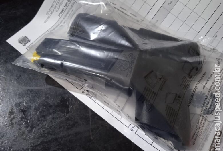 Após briga com enteado, homem vai parar na delegacia com arma de fabricação caseira 