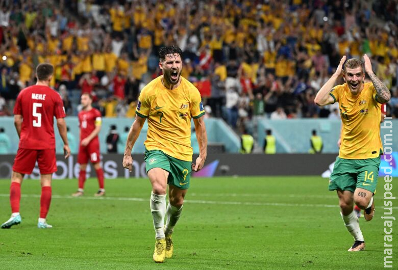 Austrália bate Dinamarca e volta às oitavas de uma Copa após 16 anos Austrália bate Dinamarca e volta às oitavas de uma Copa após 16 anos