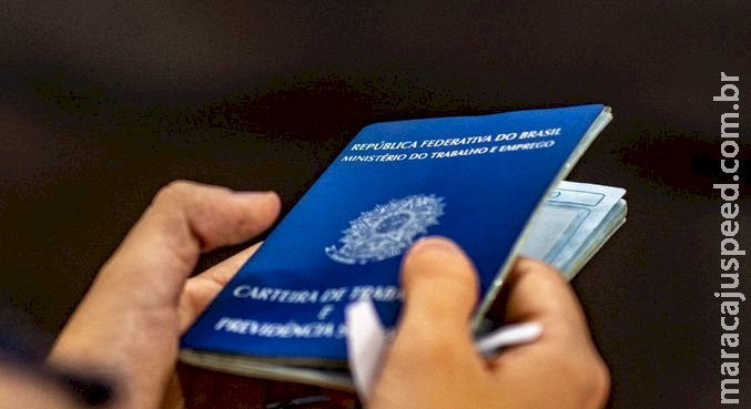 Brasil cria 159.454 novos empregos com carteira assinada em outubro Brasil cria 159.454 novos empregos com carteira assinada em outubro