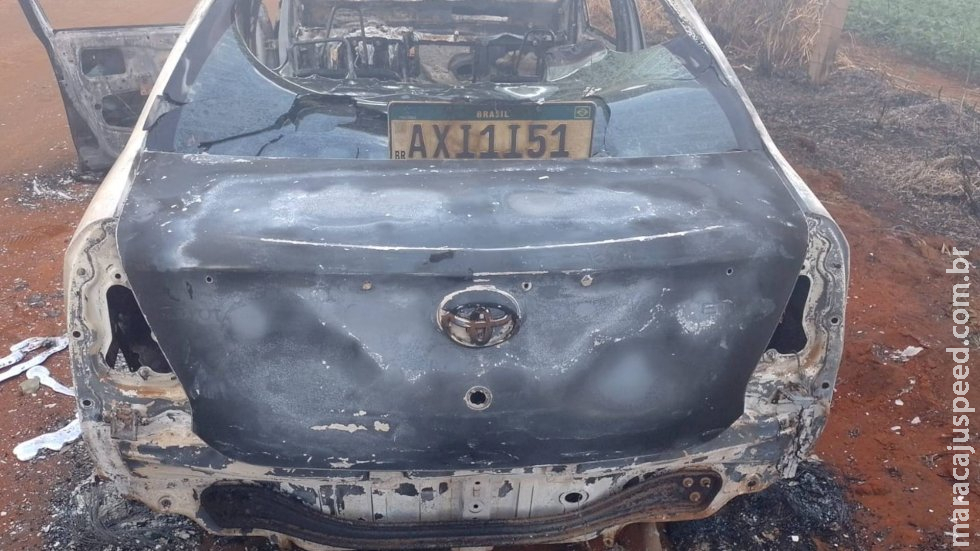 Carro suspeito de ser usado por atiradores de Anderson é encontrado incendiado em Campo Grande