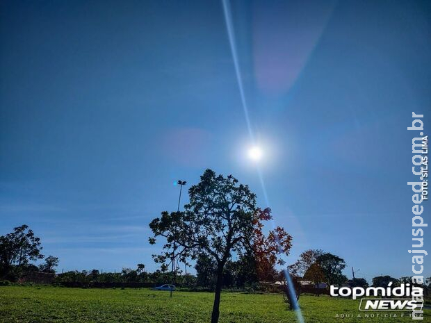 Com possibilidade de chuva, quinta-feira continuará sendo de muito calor em MS Com possibilidade de chuva, quinta-feira continuará sendo de muito calor em MS