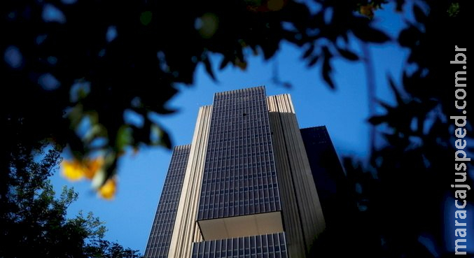 Economia brasileira cresce 1,36% no 3º trimestre, diz prévia do BC Economia brasileira cresce 1,36% no 3º trimestre, diz prévia do BC