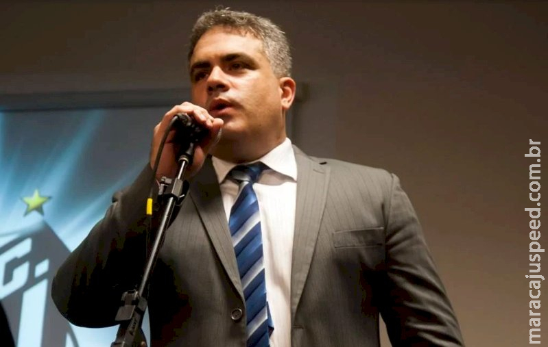 Ex-presidente do Santos é preso em operação contra crime organizado Ex-presidente do Santos é preso em operação contra crime organizado