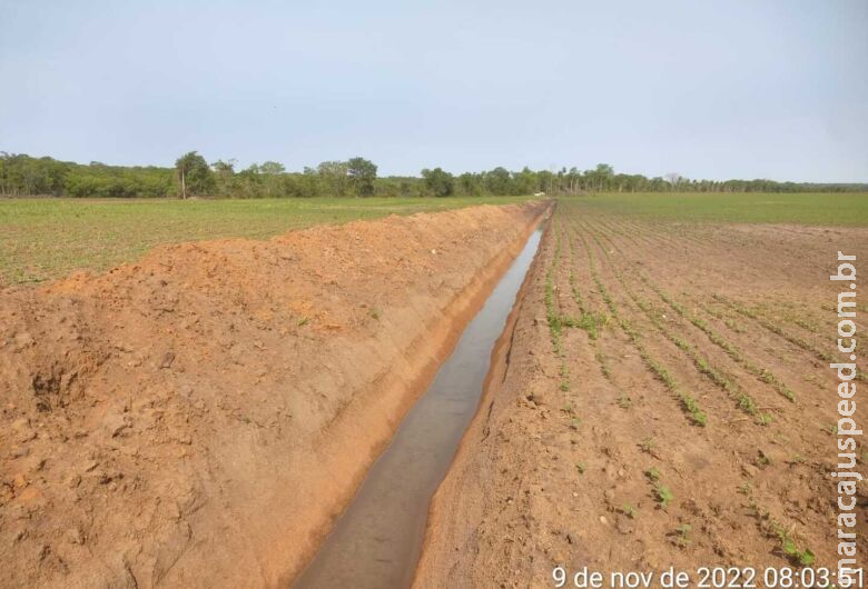 Homem é autuado em R$ 15 mil por escavar 500 metros de dreno sem licença ambiental