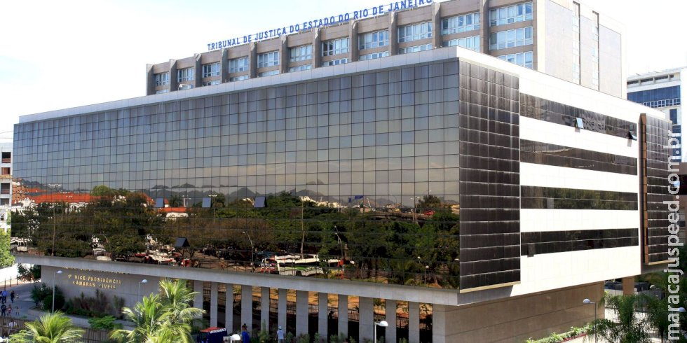 Justiça nega pedido de soltura para anestesista acusado de estupro Justiça nega pedido de soltura para anestesista acusado de estupro