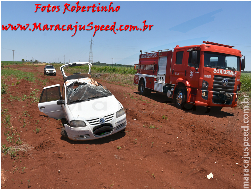 Maracaju: Bombeiros atendem acidente de capotamento na BR-267 Maracaju: Bombeiros atendem acidente de capotamento na BR-267