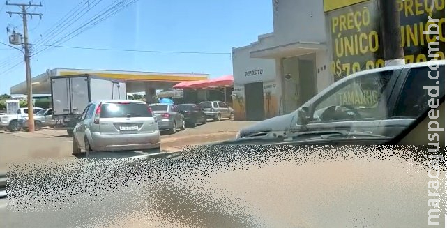 Medo de desabastecimento provoca ‘corrida’ aos postos de gasolina de Itaporã Medo de desabastecimento provoca ‘corrida’ aos postos de gasolina de Itaporã