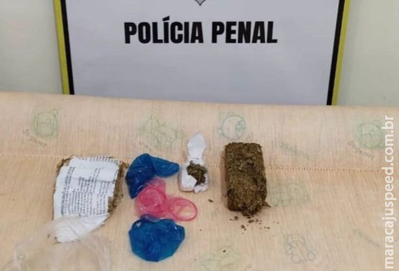 Mulher é presa tentando entrar em presídio com droga na genitália