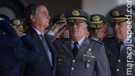 O aval dos Generais a Bolsonaro acende a esperança das manifestações em quartéis O aval dos Generais a Bolsonaro acende a esperança das manifestações em quartéis
