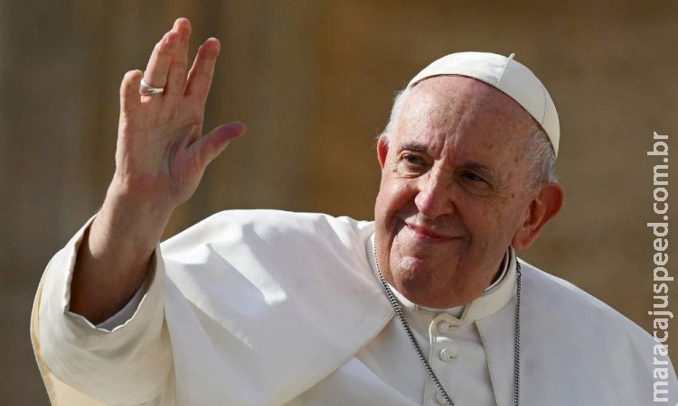 Papa Francisco se oferece para mediar negociações de paz entre Rússia e Ucrânia Papa Francisco se oferece para mediar negociações de paz entre Rússia e Ucrânia