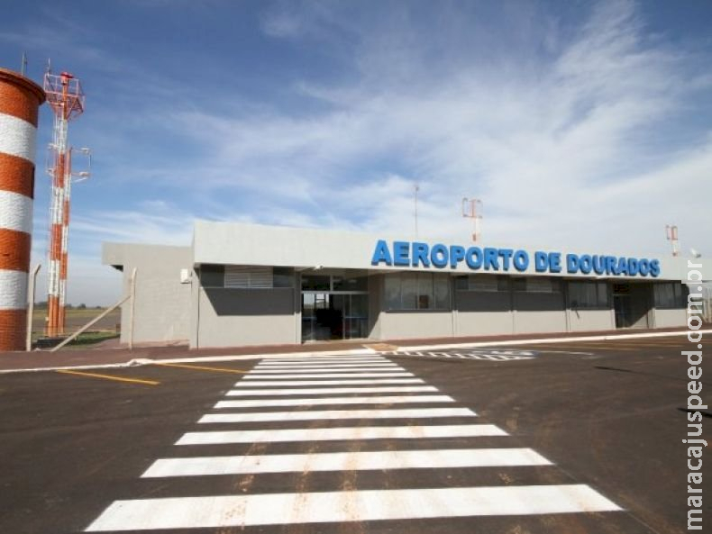 Pista não fica pronta e previsão é que aeroporto opere apenas em março Pista não fica pronta e previsão é que aeroporto opere apenas em março