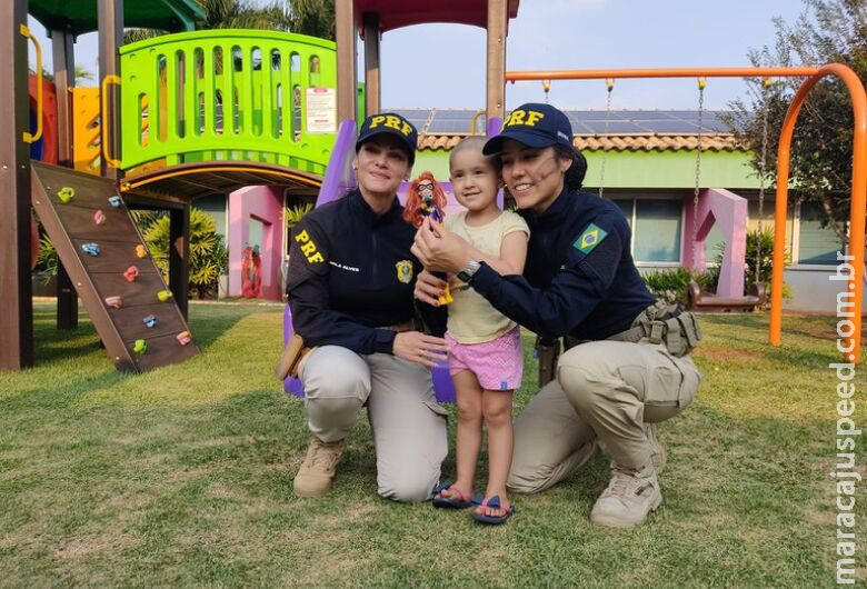 PRF de MS participa pelo 8º ano da Campanha Contra o Câncer Infantil PRF de MS participa pelo 8º ano da Campanha Contra o Câncer Infantil