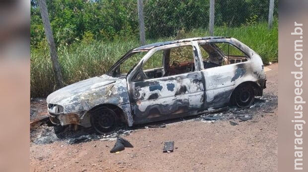 Professor tem carro incendiado e rede de solidariedade ajuda na reconquista do sonho Professor tem carro incendiado e rede de solidariedade ajuda na reconquista do sonho