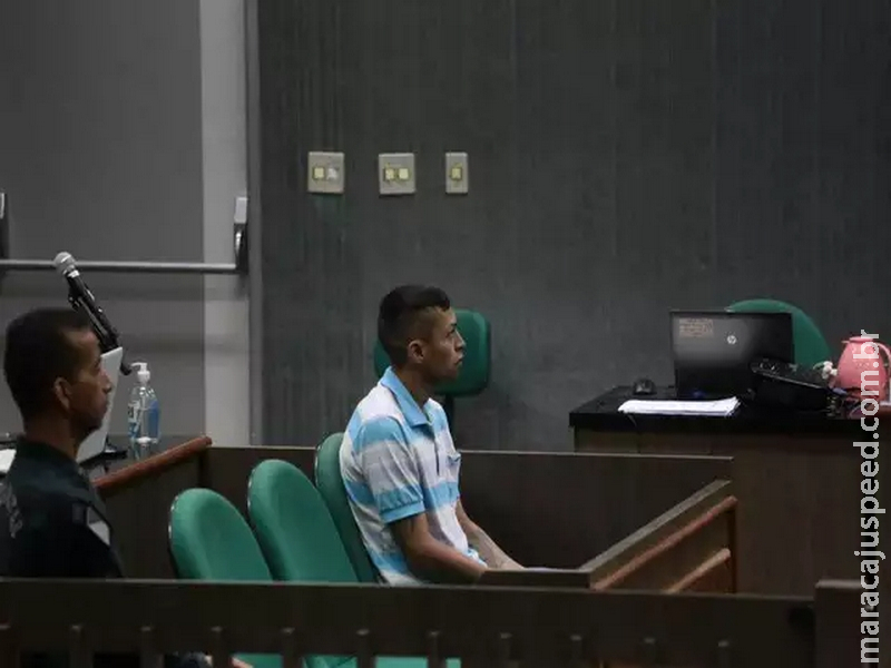 Réu por tentar matar esposa esfaqueada é condenado a 11 meses em regime aberto Réu por tentar matar esposa esfaqueada é condenado a 11 meses em regime aberto