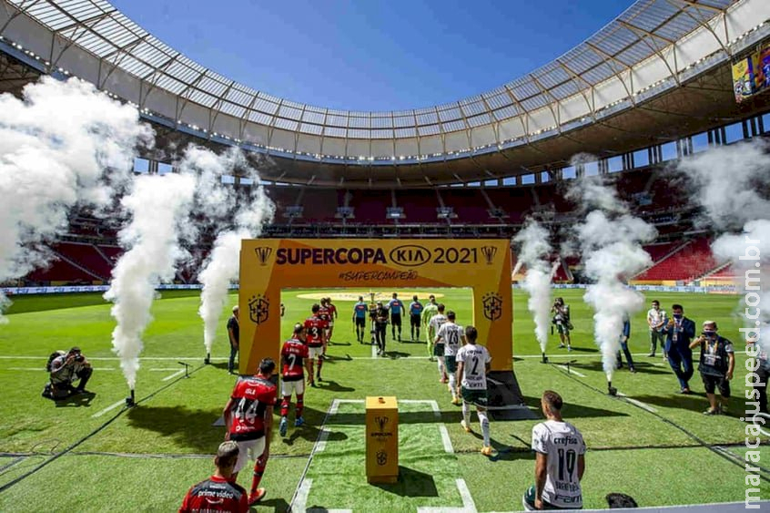 Supercopa do Brasil: CBF tem propostas para levar Palmeiras x Flamengo para o exterior Supercopa do Brasil: CBF tem propostas para levar Palmeiras x Flamengo para o exterior