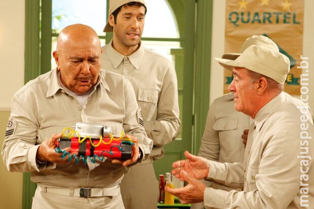 "Um parceiro inesquecível", diz Renato Aragão sobre morte de Roberto Guilherme