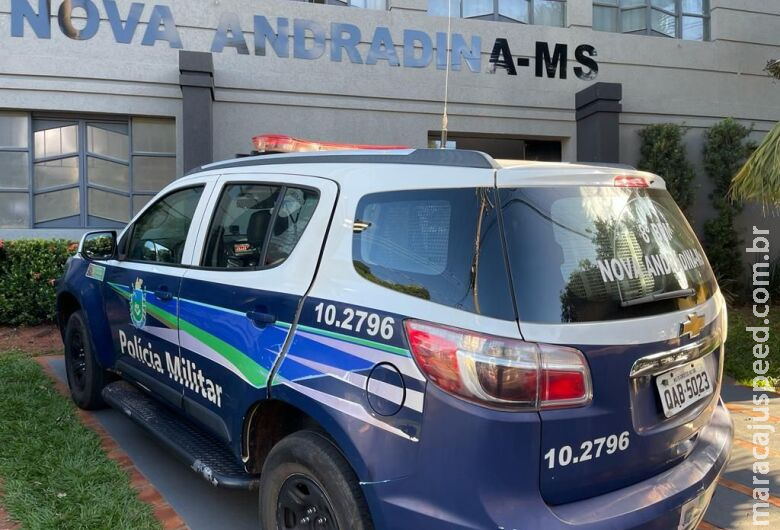 Homem é preso ao tentar furtar retrovisor de moto para comprar drogas Homem é preso ao tentar furtar retrovisor de moto para comprar drogas