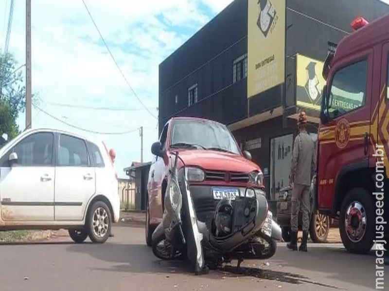 Acidente entre moto e Gol no centro de Dourados deixa mulher em estado gravíssimo