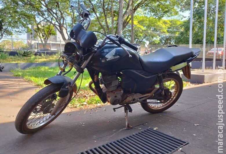 Adolescente furta moto de trabalhador, avó descobre e chama a polícia