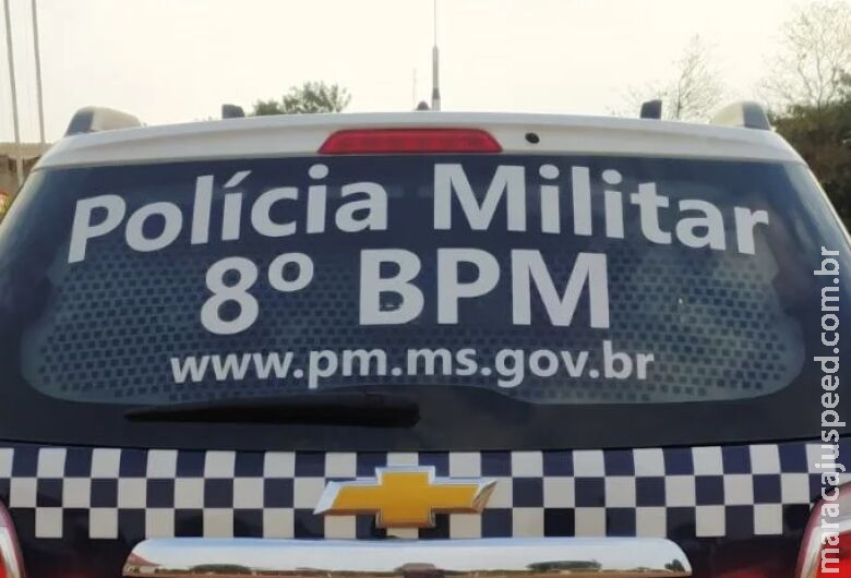 Após denúncia, jovem conduzido à delegacia por posse de droga Após denúncia, jovem conduzido à delegacia por posse de droga
