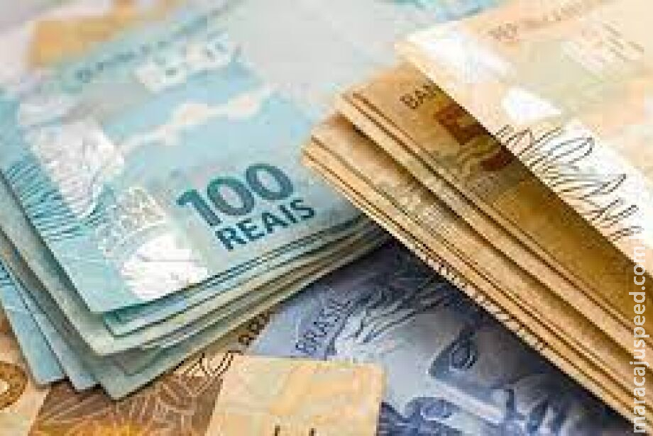 Arrecadação com impostos é recorde e chega a R$ 14,8 bilhões Arrecadação com impostos é recorde e chega a R$ 14,8 bilhões