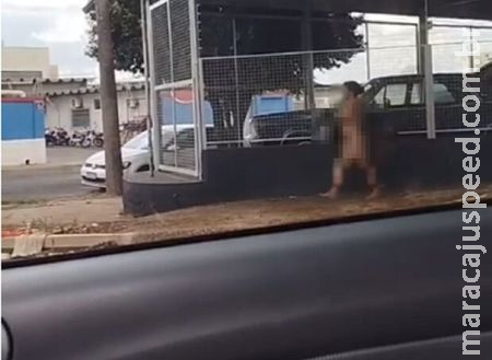 Calorão? Mulher anda nua e bem tranquila na Vila Glória em Campo Grande Calorão? Mulher anda nua e bem tranquila na Vila Glória em Campo Grande