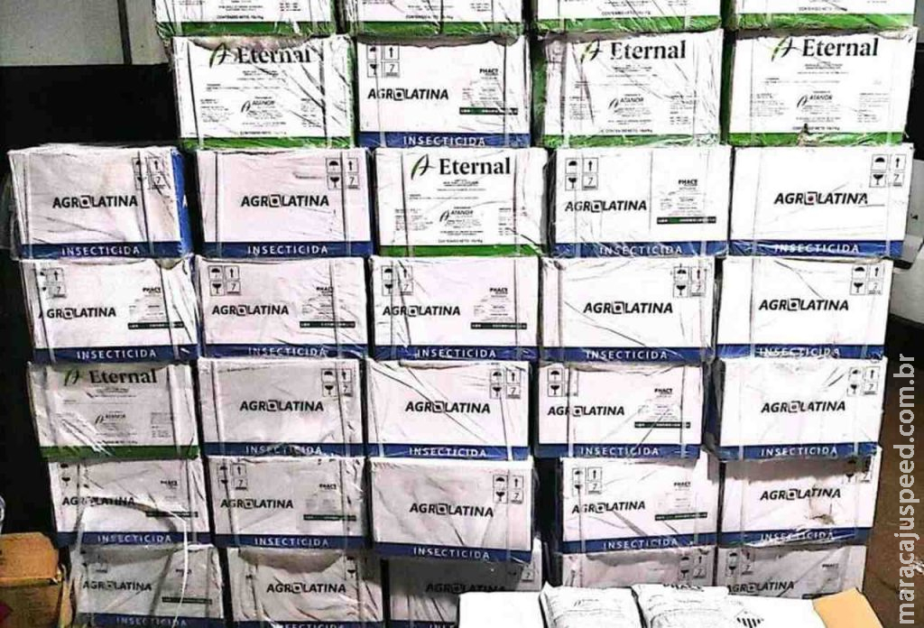 Com carga de agrotóxico contrabandeado, motorista é preso e multado em Mundo Novo