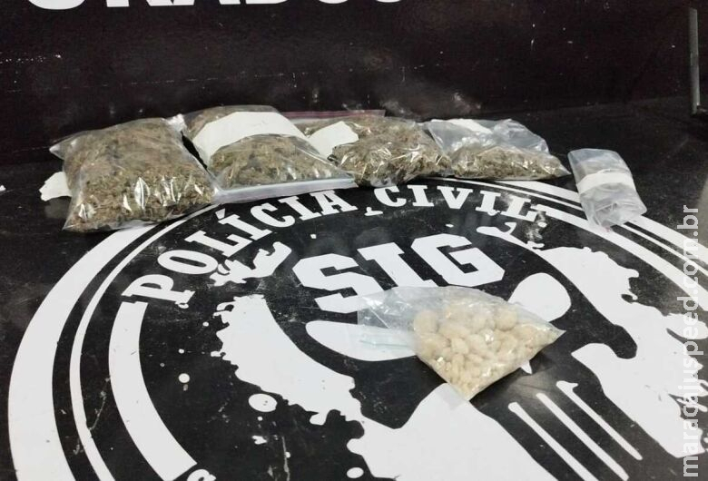 Com droga escondida em encomenda, traficante é preso em flagrante em Dourados