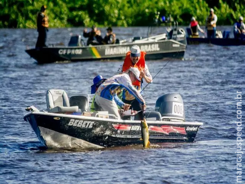 Com mais de R$ 100 mil em prêmios, festival deve reunir 1,5 mil pescadores Com mais de R$ 100 mil em prêmios, festival deve reunir 1,5 mil pescadores
