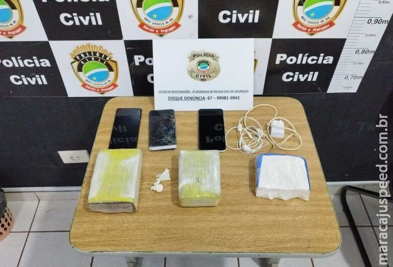 Contra crimes de extorsão, polícia cumpre mandados na PED e encontra celulares e drogas