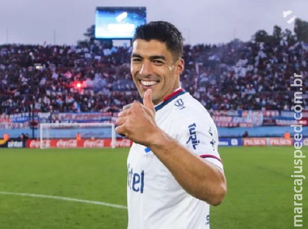 Dirigentes do Grêmio viajam ao Uruguai para encontro com Suárez Dirigentes do Grêmio viajam ao Uruguai para encontro com Suárez