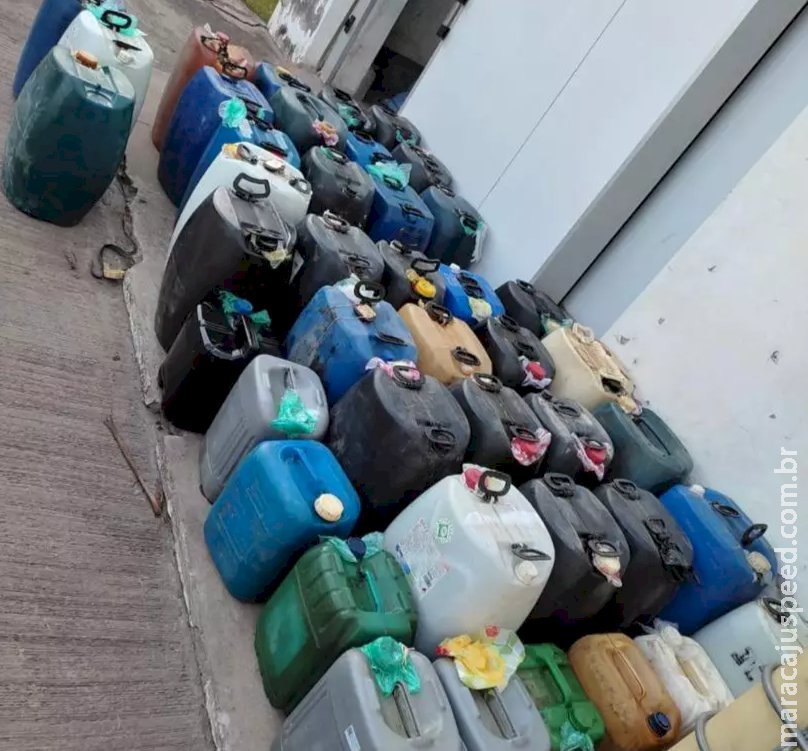 Dupla é presa comprando 480 litros de óleo diesel contrabandeado da Bolívia