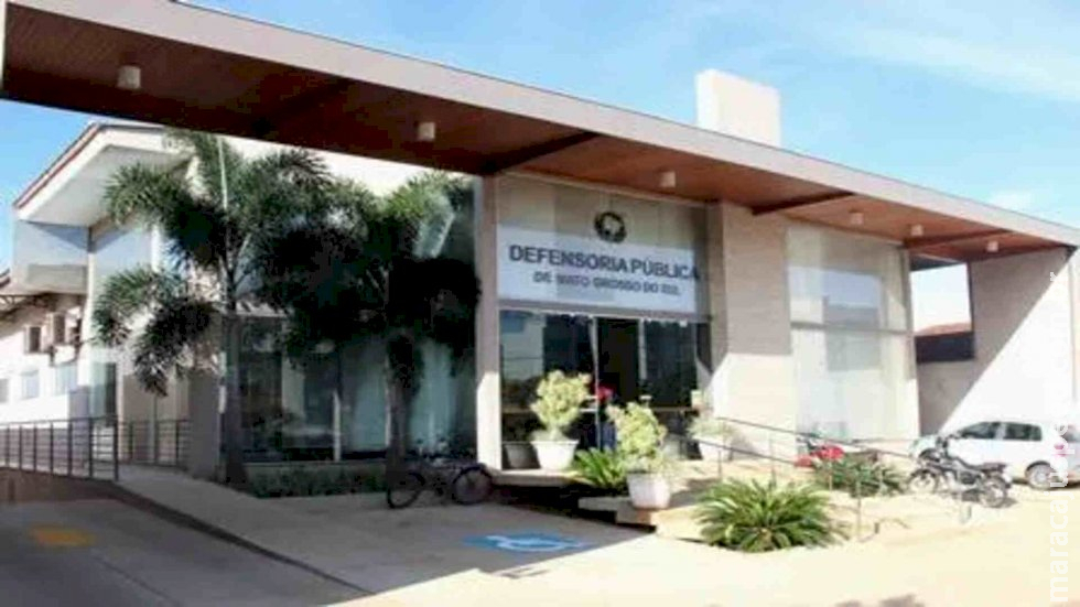 Governo de MS sanciona lei que atualiza subsídio para servidores da Defensoria Pública Governo de MS sanciona lei que atualiza subsídio para servidores da Defensoria Pública