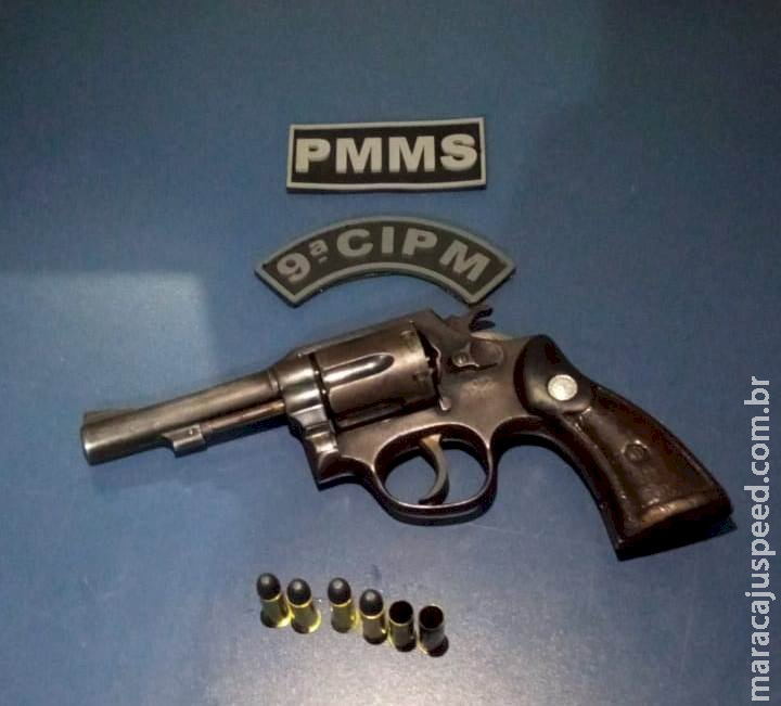 Homem é preso por tentativa de homicídio contra a ex-namorada e ameaças aos policiais Homem é preso por tentativa de homicídio contra a ex-namorada e ameaças aos policiais